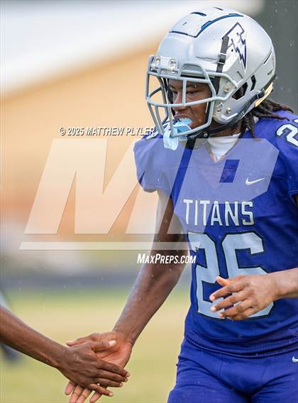 Thumbnail 3 in Cleveland @ South Garner photogallery.