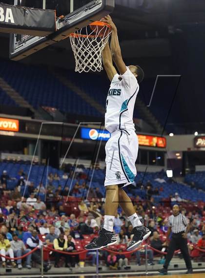 Thumbnail 1 in Bethel vs. Sheldon (CIF SJS D-1 Semi Finals) photogallery.