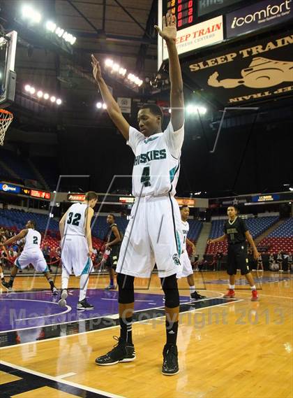 Thumbnail 2 in Bethel vs. Sheldon (CIF SJS D-1 Semi Finals) photogallery.