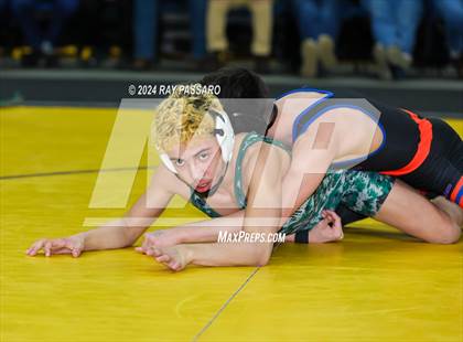 Thumbnail 1 in NYSPHSAA Wrestling Championships - Finals 101 lbs - 124 lbs photogallery.