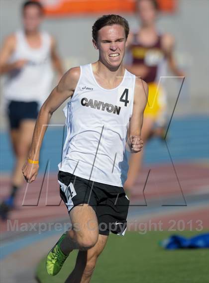 Thumbnail 3 in CIF State Track and Field Championships (Day 1 - Boys 1600m) photogallery.