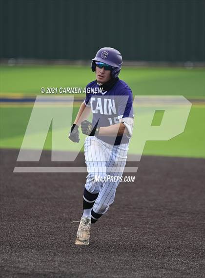 Thumbnail 1 in Bridgeland vs. Klein Cain photogallery.