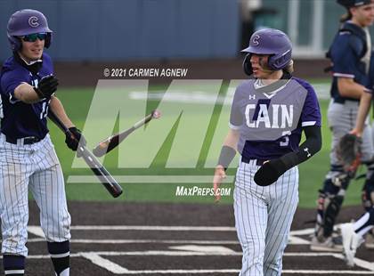 Thumbnail 3 in Bridgeland vs. Klein Cain photogallery.