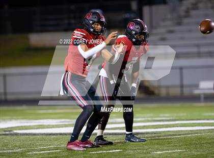 Thumbnail 2 in Jenkins vs Warner Robins (GHSA 5A Round 1) photogallery.