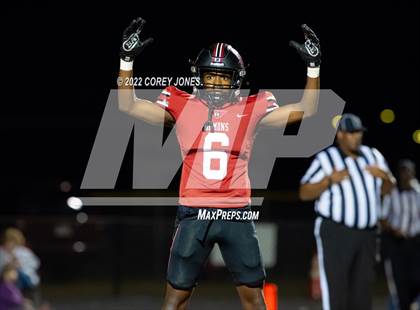 Thumbnail 1 in Jenkins vs Warner Robins (GHSA 5A Round 1) photogallery.