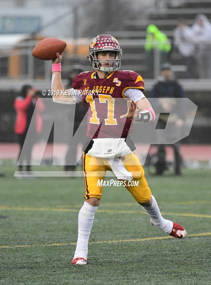 Thumbnail 1 in Daniel Hand vs. St. Joseph (CIAC Class L Final) photogallery.