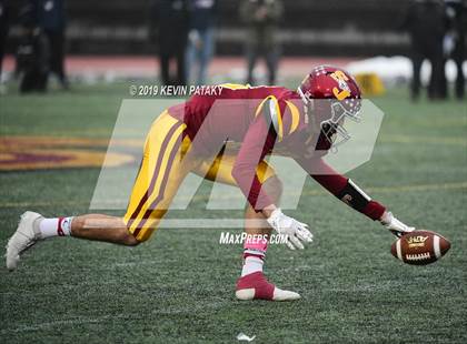 Thumbnail 1 in Daniel Hand vs. St. Joseph (CIAC Class L Final) photogallery.