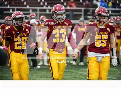 Thumbnail 3 in Daniel Hand vs. St. Joseph (CIAC Class L Final) photogallery.