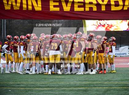 Thumbnail 3 in Daniel Hand vs. St. Joseph (CIAC Class L Final) photogallery.