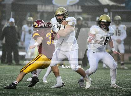 Thumbnail 2 in Daniel Hand vs. St. Joseph (CIAC Class L Final) photogallery.