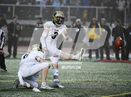 Thumbnail 3 in Daniel Hand vs. St. Joseph (CIAC Class L Final) photogallery.