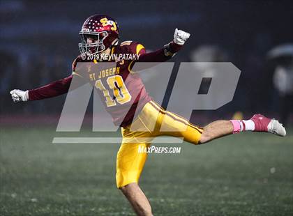 Thumbnail 3 in Daniel Hand vs. St. Joseph (CIAC Class L Final) photogallery.