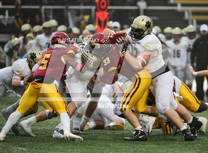 Thumbnail 2 in Daniel Hand vs. St. Joseph (CIAC Class L Final) photogallery.