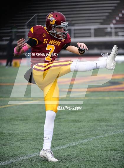 Thumbnail 1 in Daniel Hand vs. St. Joseph (CIAC Class L Final) photogallery.