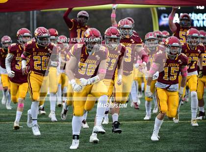 Thumbnail 2 in Daniel Hand vs. St. Joseph (CIAC Class L Final) photogallery.