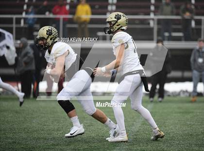 Thumbnail 2 in Daniel Hand vs. St. Joseph (CIAC Class L Final) photogallery.
