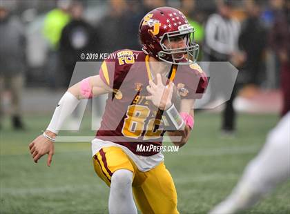 Thumbnail 3 in Daniel Hand vs. St. Joseph (CIAC Class L Final) photogallery.