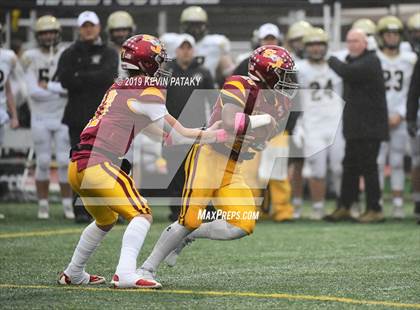 Thumbnail 3 in Daniel Hand vs. St. Joseph (CIAC Class L Final) photogallery.