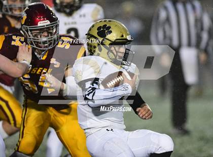 Thumbnail 3 in Daniel Hand vs. St. Joseph (CIAC Class L Final) photogallery.