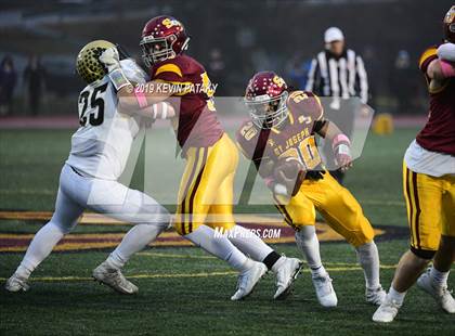 Thumbnail 2 in Daniel Hand vs. St. Joseph (CIAC Class L Final) photogallery.