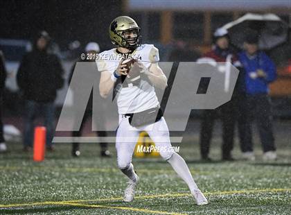 Thumbnail 3 in Daniel Hand vs. St. Joseph (CIAC Class L Final) photogallery.