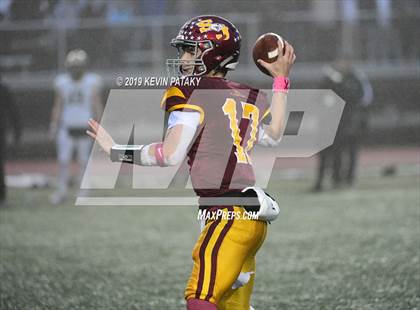Thumbnail 2 in Daniel Hand vs. St. Joseph (CIAC Class L Final) photogallery.
