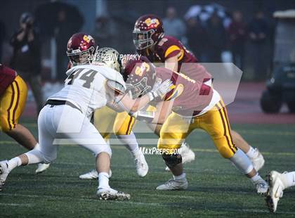 Thumbnail 3 in Daniel Hand vs. St. Joseph (CIAC Class L Final) photogallery.