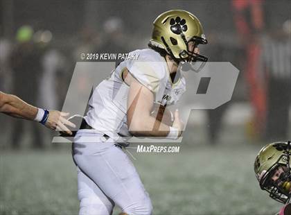 Thumbnail 3 in Daniel Hand vs. St. Joseph (CIAC Class L Final) photogallery.
