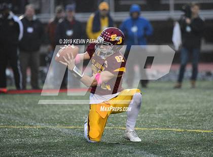 Thumbnail 2 in Daniel Hand vs. St. Joseph (CIAC Class L Final) photogallery.