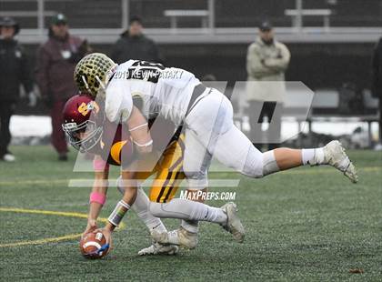 Thumbnail 1 in Daniel Hand vs. St. Joseph (CIAC Class L Final) photogallery.