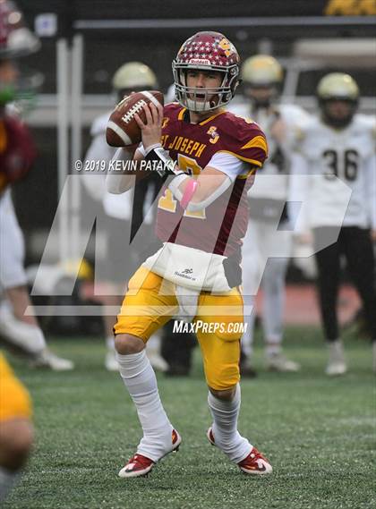 Thumbnail 2 in Daniel Hand vs. St. Joseph (CIAC Class L Final) photogallery.