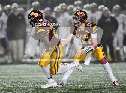 Thumbnail 2 in Daniel Hand vs. St. Joseph (CIAC Class L Final) photogallery.