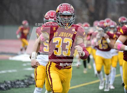 Thumbnail 3 in Daniel Hand vs. St. Joseph (CIAC Class L Final) photogallery.