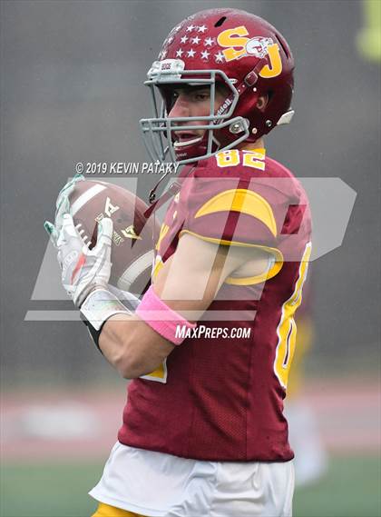 Thumbnail 2 in Daniel Hand vs. St. Joseph (CIAC Class L Final) photogallery.