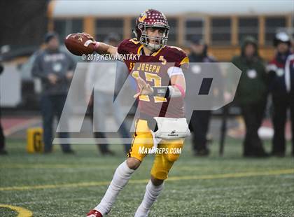 Thumbnail 1 in Daniel Hand vs. St. Joseph (CIAC Class L Final) photogallery.