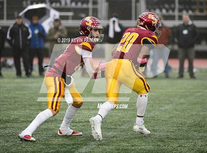 Thumbnail 3 in Daniel Hand vs. St. Joseph (CIAC Class L Final) photogallery.