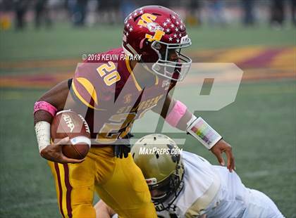 Thumbnail 3 in Daniel Hand vs. St. Joseph (CIAC Class L Final) photogallery.