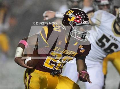 Thumbnail 1 in Daniel Hand vs. St. Joseph (CIAC Class L Final) photogallery.