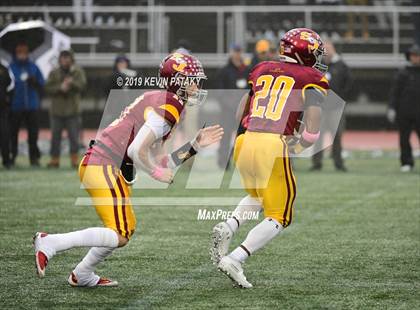 Thumbnail 1 in Daniel Hand vs. St. Joseph (CIAC Class L Final) photogallery.