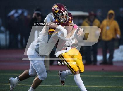 Thumbnail 3 in Daniel Hand vs. St. Joseph (CIAC Class L Final) photogallery.