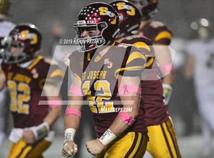 Thumbnail 2 in Daniel Hand vs. St. Joseph (CIAC Class L Final) photogallery.