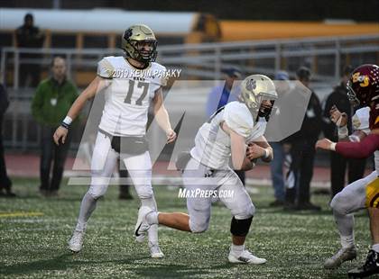 Thumbnail 3 in Daniel Hand vs. St. Joseph (CIAC Class L Final) photogallery.
