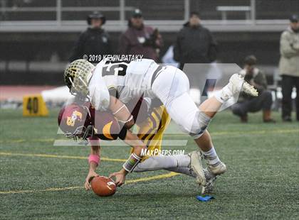 Thumbnail 2 in Daniel Hand vs. St. Joseph (CIAC Class L Final) photogallery.