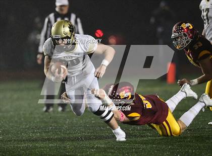 Thumbnail 3 in Daniel Hand vs. St. Joseph (CIAC Class L Final) photogallery.