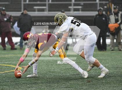 Thumbnail 3 in Daniel Hand vs. St. Joseph (CIAC Class L Final) photogallery.