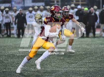 Thumbnail 2 in Daniel Hand vs. St. Joseph (CIAC Class L Final) photogallery.