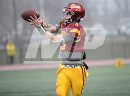 Thumbnail 3 in Daniel Hand vs. St. Joseph (CIAC Class L Final) photogallery.