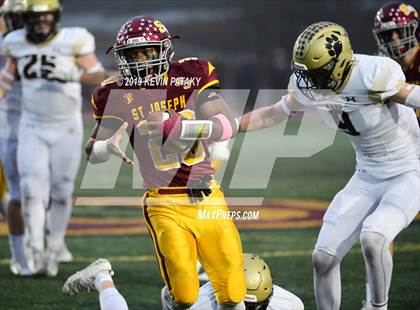Thumbnail 1 in Daniel Hand vs. St. Joseph (CIAC Class L Final) photogallery.