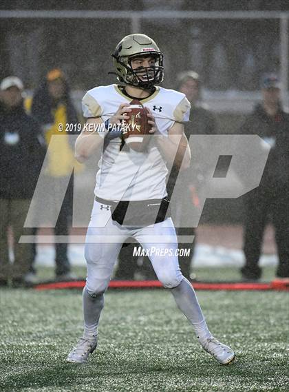Thumbnail 1 in Daniel Hand vs. St. Joseph (CIAC Class L Final) photogallery.
