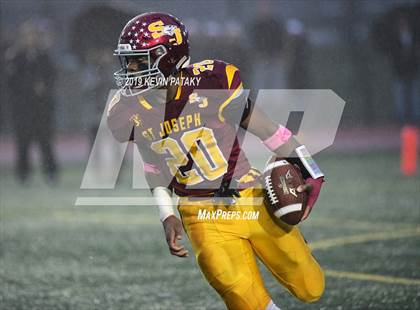Thumbnail 1 in Daniel Hand vs. St. Joseph (CIAC Class L Final) photogallery.
